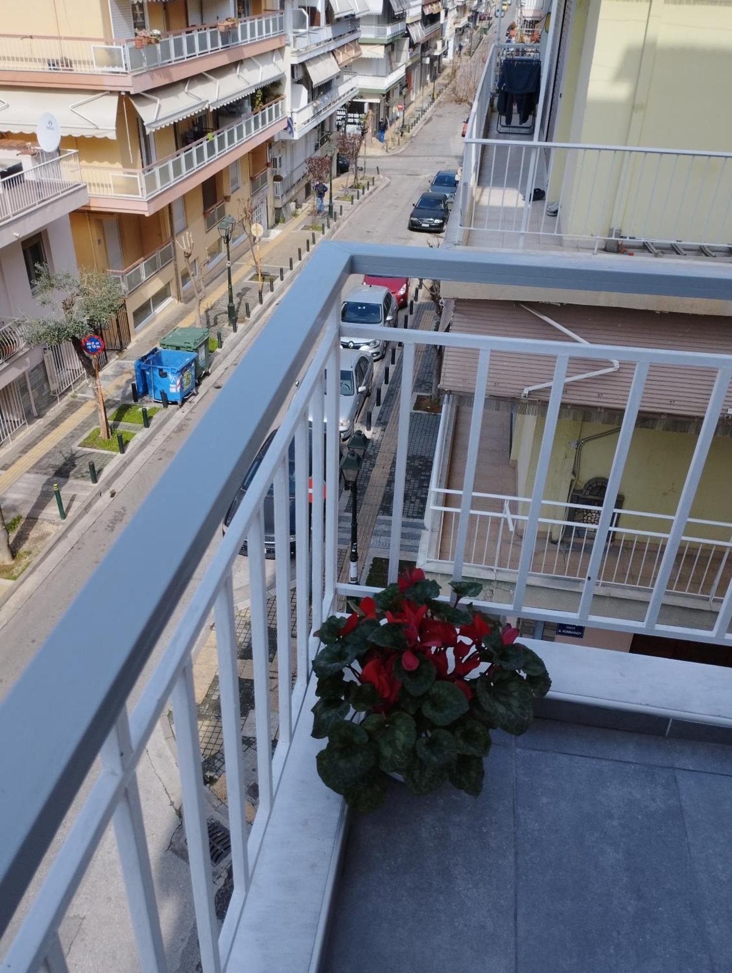 Λαμπερό Διαμέρισμα 2 Салоніки Екстер'єр фото
